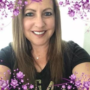 Meet your Posher, Holly